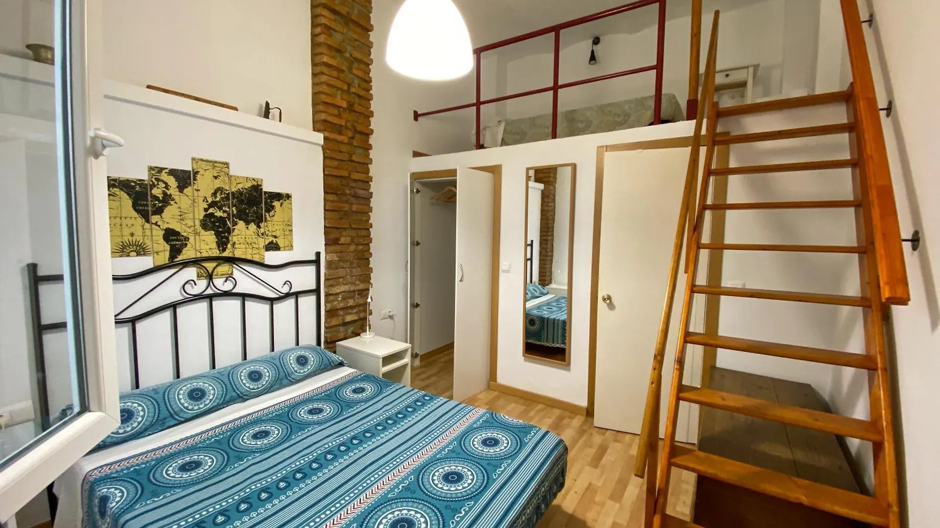Apartamentos Fernando El Catolico Malaga